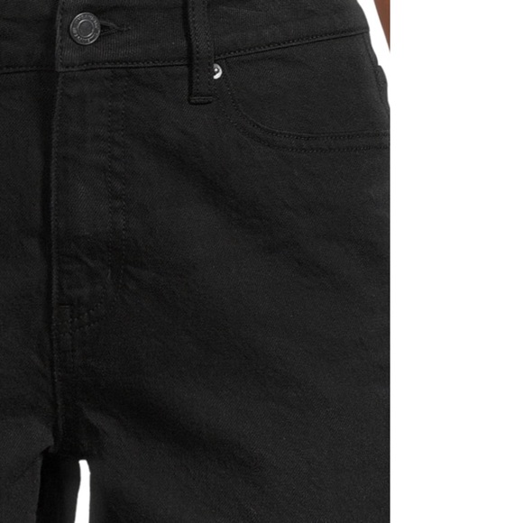 🆕 Black High-Rise Acid Wash Crop Straight Jeans (Last one size 10 left!) - Picture 2 of 5